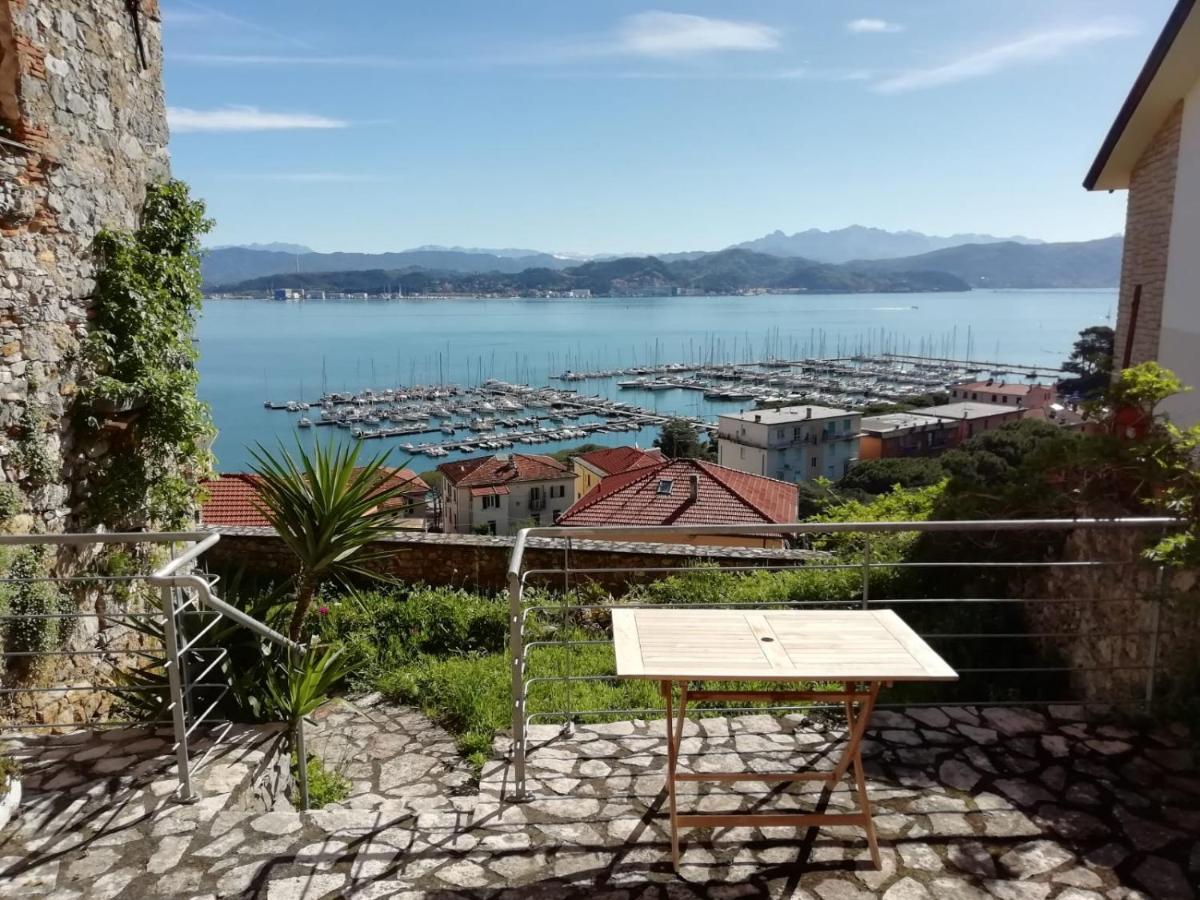 Vila La Terrazza Nel Carruggio Fezzano  Exteriér fotografie