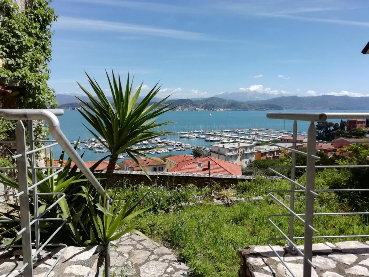 Vila La Terrazza Nel Carruggio Fezzano  Exteriér fotografie